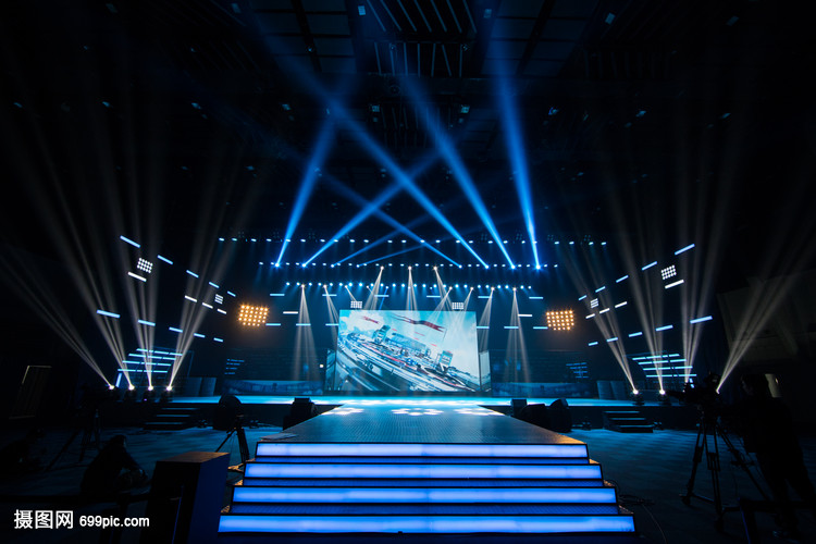 舞臺燈光 現場藝術的詩意語言